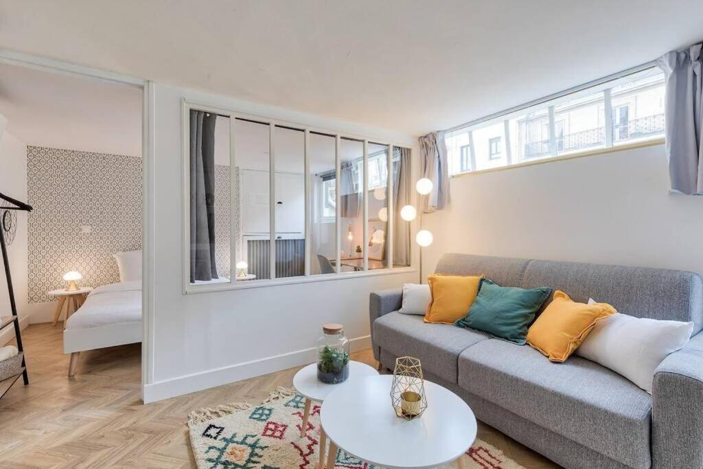 Appartement Refait à neuf proche Arc Triomphe 4P Paris Exterior foto
